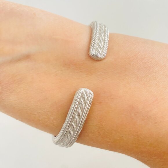 Vintage Judith Ripka Sterling Silver Cuff–Braided CZ Rope Design | 925 Thailand - Picture 14 of 14